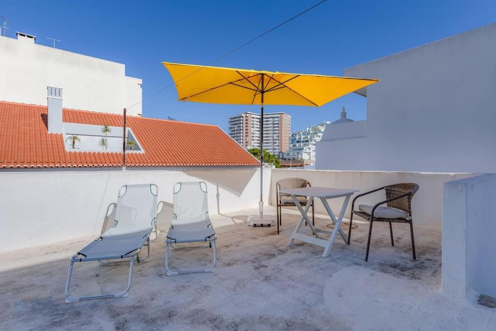 Casa Lotus - Requinte E Bom Gosto Para 6 Pessoas No Coracao De Faro Luaran gambar